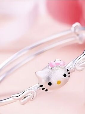 1-Hello Kitty Bangle Bracelet